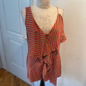 Diane Von Furstenberg gorgeous silk top